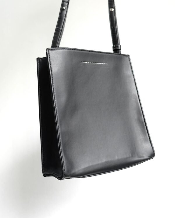 Maison Margiela MM6 Shoulder Bag Black - Hình ảnh 3