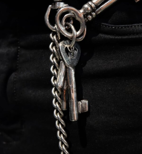 UNDERCOVER “ Ss06 “ Key Ring Silver Wallet Chain
