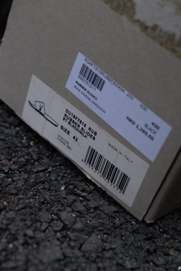 Rick Owens FW18 Rubber Slides Black Milk - Hình ảnh 2