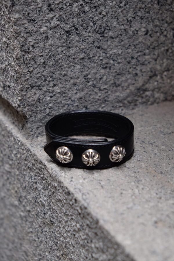 Chrome Hearts Bent Cross Leather Bracelet - Hình ảnh 3