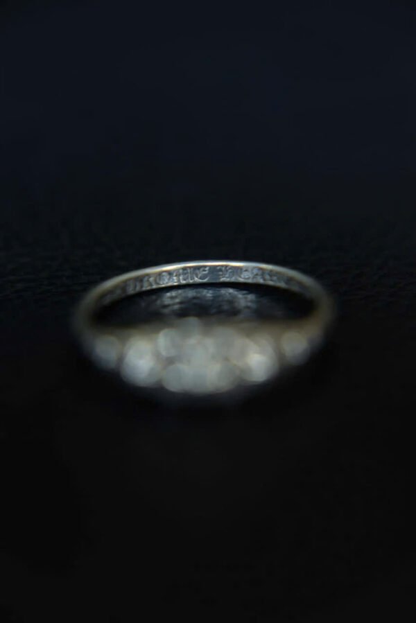 Chrome Hearts Tiny Pyramid Ring - Hình ảnh 3
