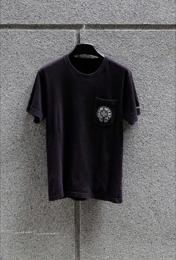 Chrome Hearts Horseshoe Logo Pocket T Shirts - Hình ảnh 3