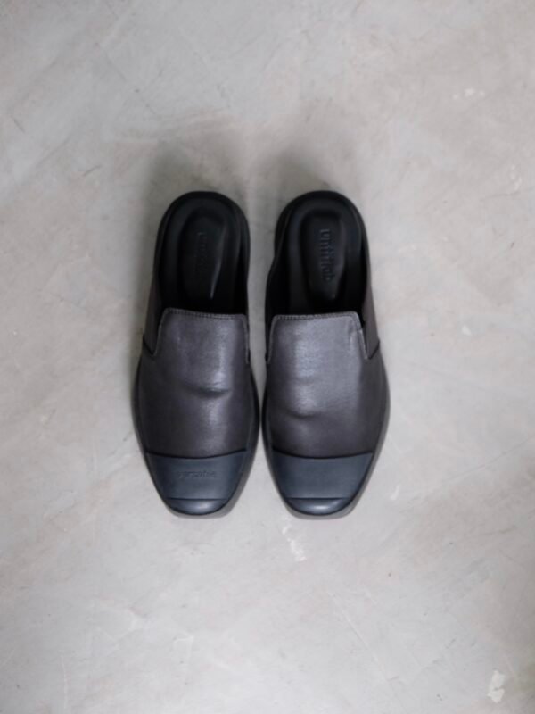 Untitlab Slipon Leather Mules Black