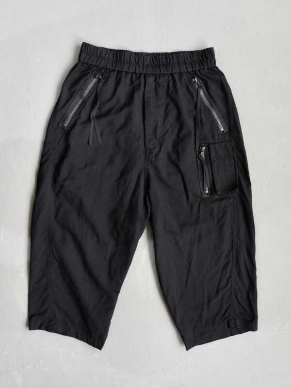 JULIUS Knee Length Shorts