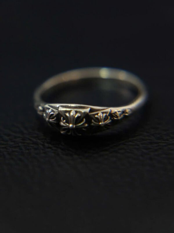 Chrome Hearts Tiny Pyramid Ring